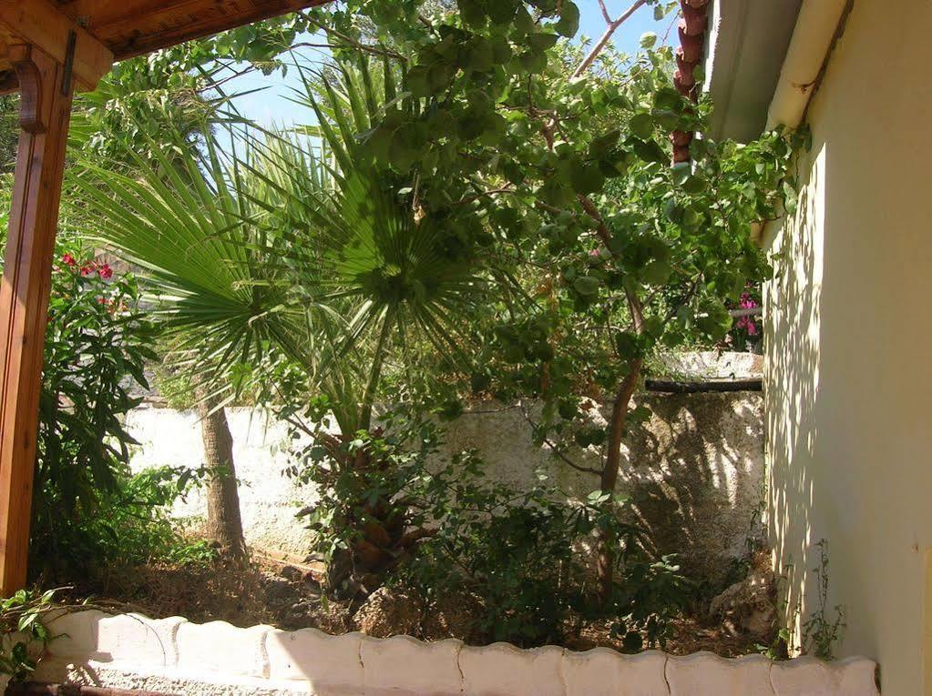 Aristea Studios Mousata Екстер'єр фото
