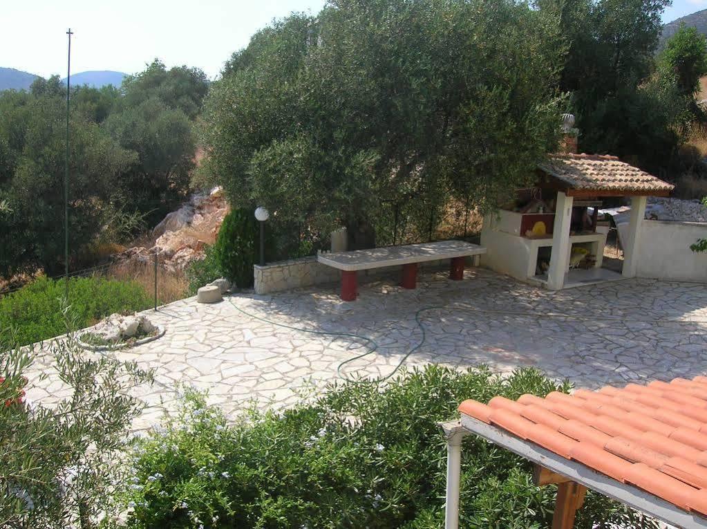 Aristea Studios Mousata Екстер'єр фото